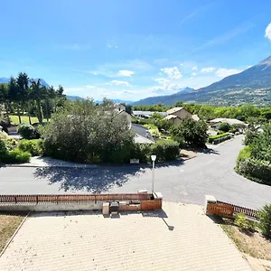 6 Couchages à Proximité Du Et Du Plan D'eau D'embrun Saint-Sauveur (Hautes-Alpes)